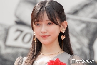 乃木坂46池田瑛紗、美脚際立つミニ丈衣装ショットに絶賛の声「透明感すごい」「人魚姫みたい」