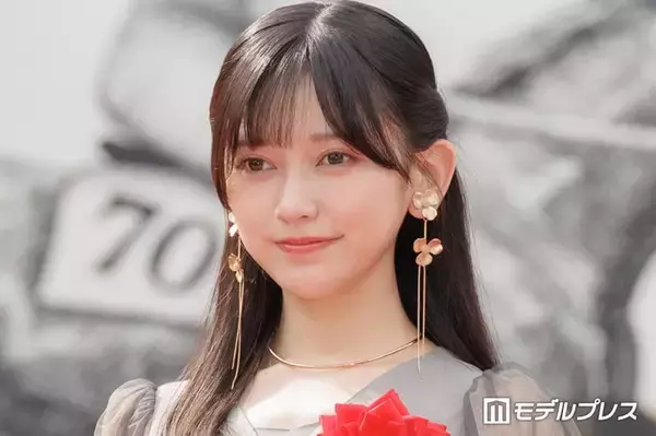 乃木坂46池田瑛紗、美脚際立つミニ丈衣装ショットに絶賛の声「透明感すごい」「人魚姫みたい」