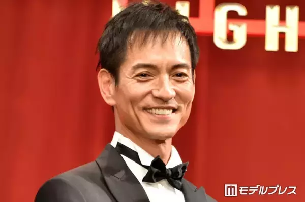 沢村一樹、白髪混じりの老人ヘアメイク姿披露「ダンディすぎて溜息出る」「渋くて素敵」の声