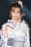 「さくら、ホワイト浴衣×アップヘアでキュートに決める「いつもと雰囲気違う」「小顔際立つ」【TGC新潟2026】」の画像1
