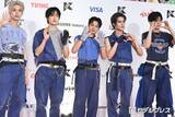 「EVNNE、5人体制初の「KCON」出演 ステージで意識している部分は？【KCON JAPAN 2026／レッドカーペット】」の画像1