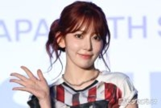 LE SSERAFIMサクラ、金髪ヘアアレンジ3選公開「雰囲気変わる」「完璧すぎるビジュアル」の声