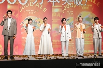 ミセス・綾瀬はるか・浜辺美波・鈴木亮平、イベント登壇 舞台袖で“怒られた”意外な理由とは「チームワークがすごすぎて…」