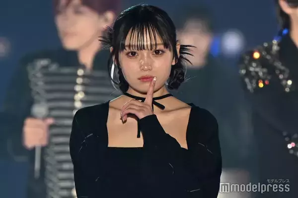 「今日好き」参加美女、ショーパンで美脚全開「スタイル良すぎる」「春コーデ真似したい」の声