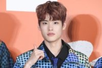 RIIZEソヒ、日本のファミレス満喫ショット公開「テンション上がってて可愛い」「癒される」の声