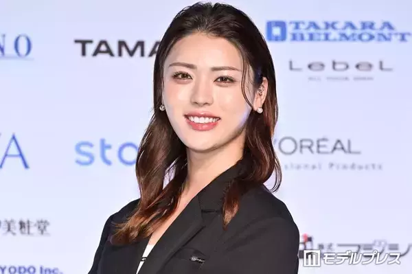 井手上漠、美人姉＆母とのランチショット公開「母は写真嫌いですが、もったいないくらい美人ですよ」