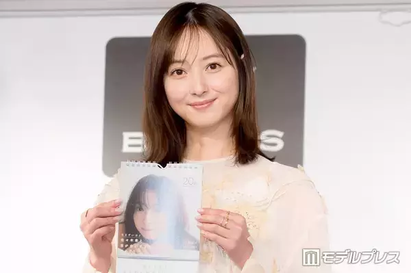 佐々木希、10年ぶりカレンダー“コンセプト”に「大丈夫かな？」母になっての変化も明かす