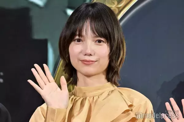 宮崎あおい、素肌輝くノースリワンピ姿にファン歓喜「癒された」「爽やかで素敵」