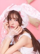 美人キャバ嬢7人の肌施術事情を調査 人気1位はリジュラン…7人中4人が回答「1回やっただけで明るく」【モデルプレスインタビュー】