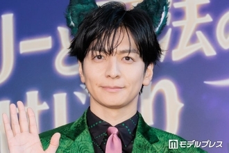 生田斗真、ディズニー新作映画日本版声優に決定「すごく嬉しく思っています」猫耳姿でサプライズ発表【ビリーと魔法のはじまり】
