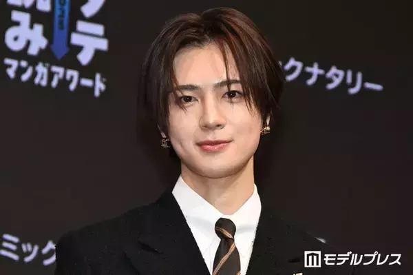 INI佐野雄大、OCTPATH＆MAZZELメンバーと「ギリギリ夜桜」鑑賞ショットに反響「カッコよすぎる3人」「ほぼ変装してなくてビックリ」