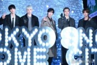 TOMORROW X TOGETHER、東京ドームシティ点灯式に5人で登壇 巨大ツリーに感動