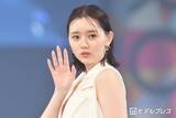 「江野沢愛美「身長差10センチ」密着夫婦ショット公開「理想」「良すぎ」と反響」の画像1