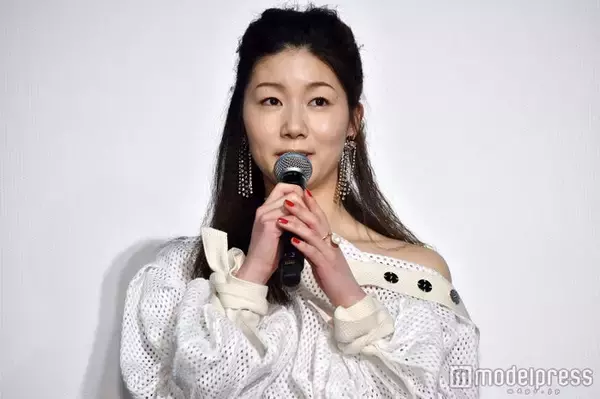 土居志央梨、黒ドレス×網タイツのダンス姿公開「10DANCE」オフショに「かっこよすぎ」「色気と強さに惚れる」と反響