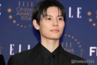 萩原利久、金髪イメチェンにファン騒然「一瞬誰かと思った」「ビジュ最強」八木勇征もコメント