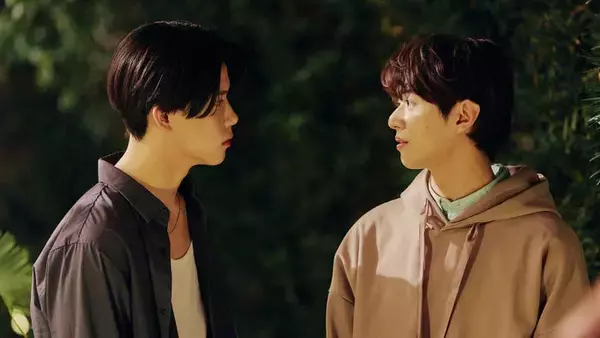 タイBLリメイクドラマ、約5分の濃厚ベッドシーンに視聴者悶絶「今までで一番綺麗で激しい」「筋肉が美しい」【The Boy Next World】