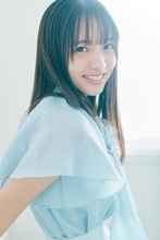 乃木坂46海邉朱莉の撮り下ろしグラビア公開「6期生グラビア Nogizaka Colors」第2弾