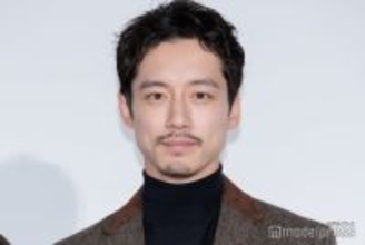 坂口健太郎、共演者に“身長の伸ばし方”伝授 舞台挨拶開始前の会話明かす【盤上の向日葵】