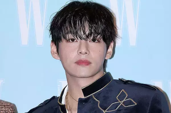 BTS・V、肉体美際立つノースリーブ姿に視線集中「ワイルドでセクシー」「これは惚れる」