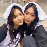 「櫻坂46田村保乃＆山崎天“大阪姉妹”密着ショット解禁【櫻撮】」の画像1