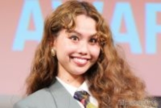 peco「我ながらすごい」“27kg7歳児”息子の肩車ショット公開「かっこいいママ」「お家の天井高い」の声