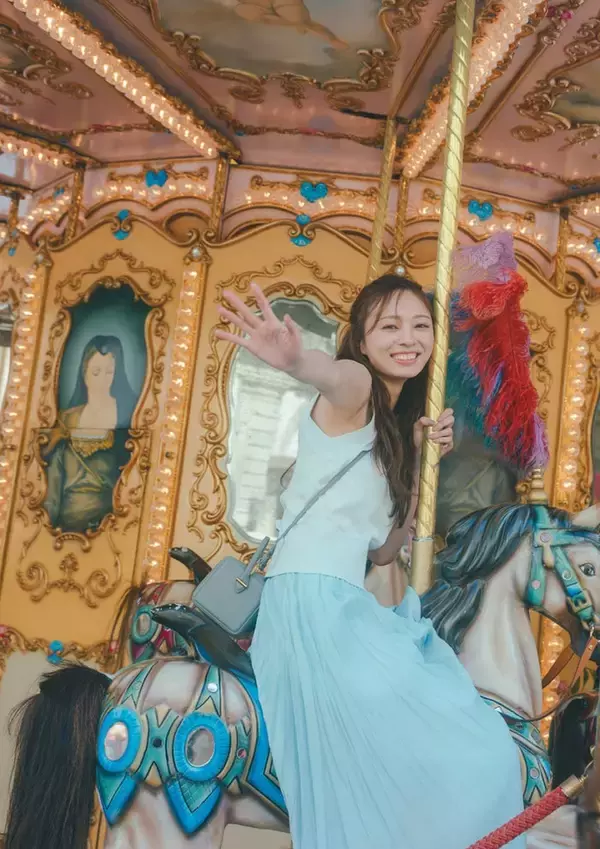 乃木坂46梅澤美波「あまりにも素」童心に返った先行カット解禁 パネル展開催も決定【透明な覚悟】