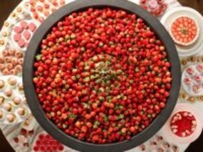 ウェスティンホテル横浜で“いちごに恋する”ビュッフェ開催 アフヌンはリンツと再コラボ