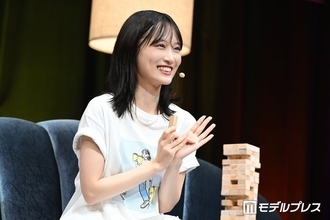 【山下美月バースデーイベント独占潜入】持参グローブで鋭いパンチ炸裂・リアルタイムエゴサでツッコミも ファン歓喜の斬新企画満載「楽しい会になって私も幸せ」