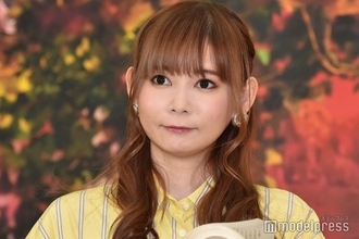 中川翔子、0歳双子の色違いくまさんロンパース姿披露「この時期しか見れないフォルム」「癒し効果すごい」の声