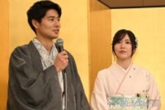 松井珠理奈＆ボイメン辻本達規が結婚会見 薬指に指輪キラリ