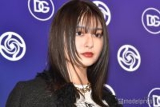 吉川愛、役衣装での“証明写真”が話題「ナチュラルなのに美しすぎる」「見惚れる」と絶賛の声