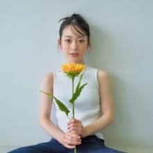 白鳥玉季、ファーストカレンダー決定 “15歳最後の姿”をマネージャーが撮影