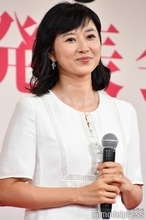 菊川怜、温泉入浴ショット披露「思わず二度見」「大人の色気」と反響