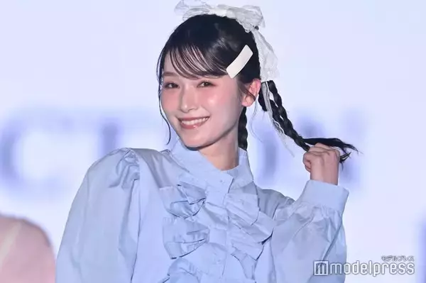 櫻坂46守屋麗奈、春の装いで華やかオーラ 三つ編みヘアアピールが可愛い【TGC2026 S/S】