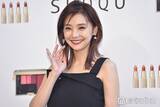 「倉科カナ、美背中開放の上品ドレス姿が話題「女神のような神々しさ」「まさにエレガント」」の画像1