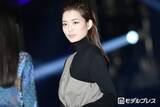 「スピードワゴン井戸田潤の美人妻「ベビーとデート」次男顔出し親子ショット公開「ママにもパパにも似てて愛らしい」「大きくなりましたね」と反響」の画像1