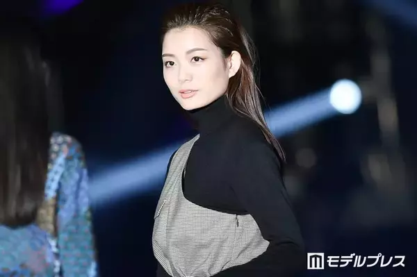 スピードワゴン井戸田潤の美人妻「ベビーとデート」次男顔出し親子ショット公開「ママにもパパにも似てて愛らしい」「大きくなりましたね」と反響