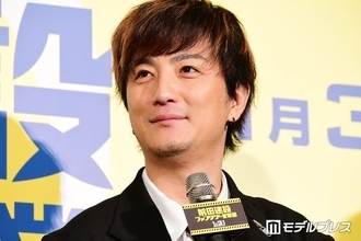 上地雄輔「公人では無いので…」美人母の顔出し過去ショット公開「美しすぎる」「どことなく似てる」と反響