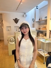 犬系彼女で話題の美人カップルクリエイター、母との旅行ショット公開「美のオーラ出てる」「姉妹みたい」と反響