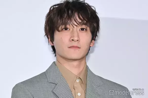 小関裕太、17歳ショットにファン歓喜「今も昔もかっこいい」「あどけなくて可愛い」直筆メッセージも公開