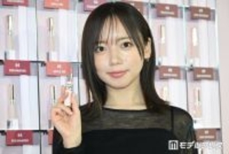 齊藤京子、シースルー衣装で素肌際立つ “自分を愛す”ために意識していることは？【YSL LOVENUDE HOTEL】