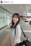 「サッカー日本代表 上田綺世選手の美人妻、“お昼寝中”0歳娘との顔出し2ショット公開「スヤスヤで可愛い」「癒される」の声」の画像1