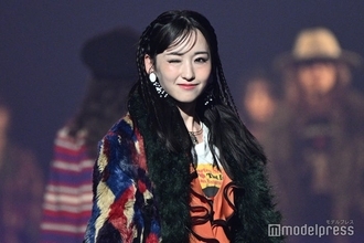 乃木坂46一ノ瀬美空、初「TGC」でウィンク決める 編み込みヘアでクールな雰囲気【TGC広島2025】