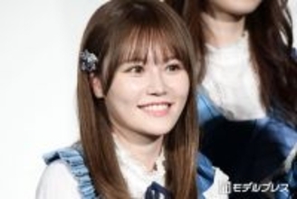 元AKB48メンバー、青髪ロング姿が話題「透明感爆発してる」「二次元から出てきたみたい」