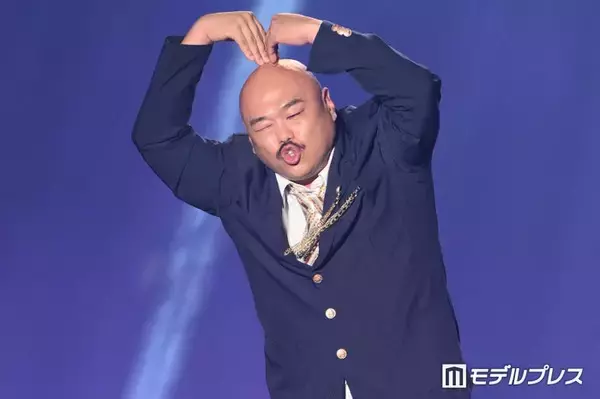 クロちゃん、止まることないファンサに悲鳴？「今日は新しい彼女を見つけに来ました」元恋人・リチへの163万円の指輪は新しい恋人に【TGC松山2026】