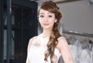 神田うの、弟との合同誕生日会ショット公開「ケーキも料理も豪華で美味しそう」「笑顔がそっくり」と反響