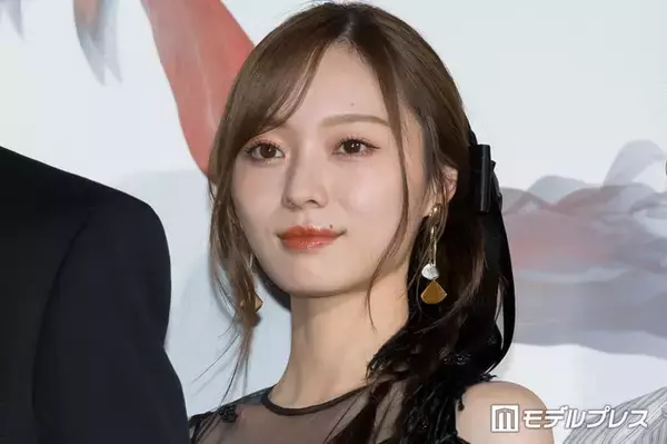 梅澤美波「おかいもの日」ノースリコーデに反響「このままランウェイ歩けそう」「レベチのスタイル」