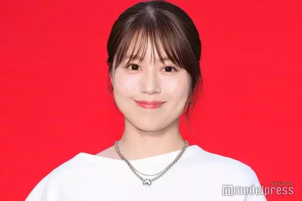 有村架純、美肩大胆ベアトップ姿公開「色気がすごい」「美しさに磨きがかかってる」と反響