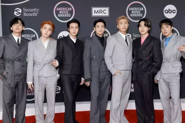 BTS、3年9ヶ月ぶりの完全体カムバ決定「ずっと待ってました」「号泣」ARMYから喜びの声相次ぐ