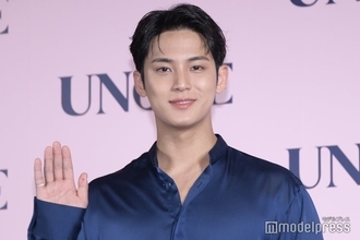 SEVENTEENの元候補メンバー・サムエル、ミンギュとパン頬張る再会ショットに反響相次ぐ「本物の兄弟みたい」「可愛すぎる」